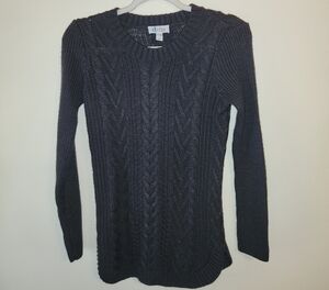 D&Co Women's Charcoal Cable Knit Sweater